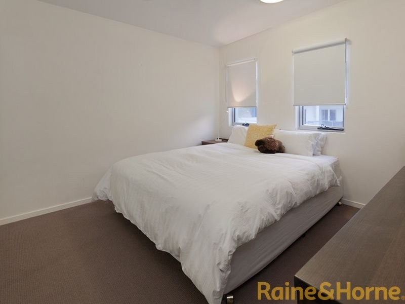 ID:L49430/ 43 Beeston St., Teneriffe QLD 4005