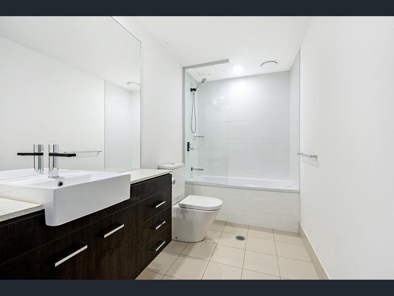 11006/25-31 East Quay Drive, Biggera Waters QLD 4216