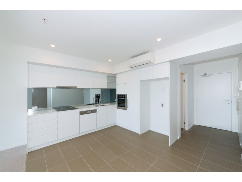 20904/300 Old Cleveland Rd, Coorparoo QLD 4151