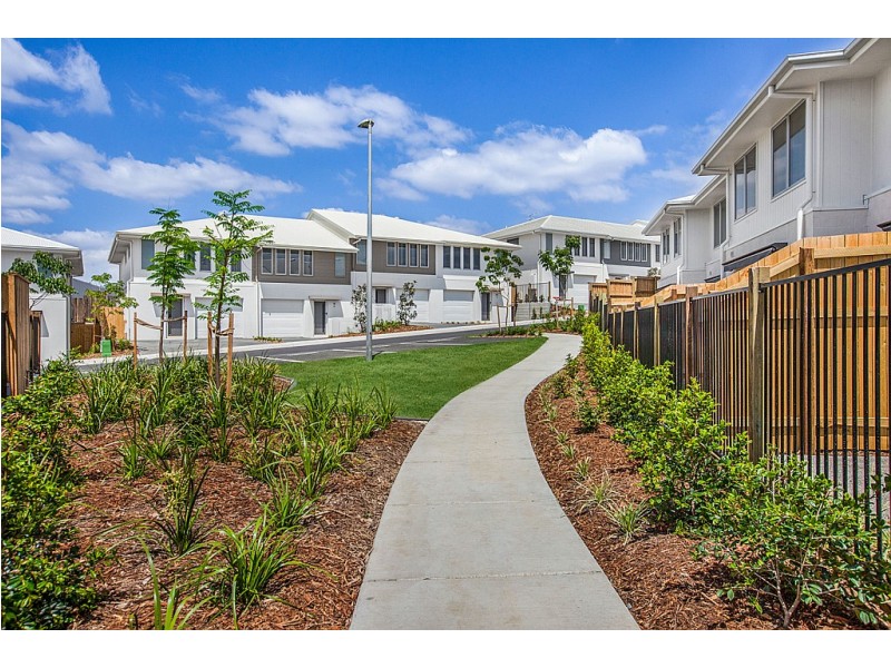 CD/32 Warrill Street, Redbank Plains QLD 4301