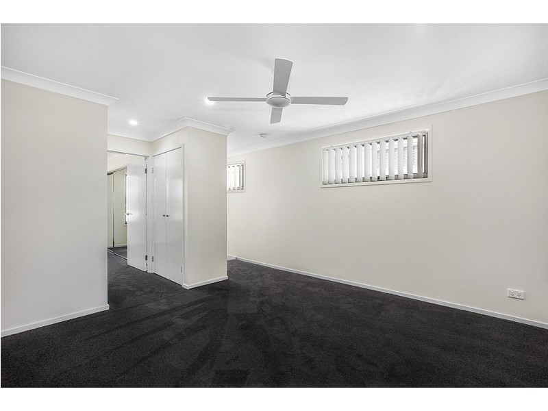 CD/32 Warrill Street, Redbank Plains QLD 4301
