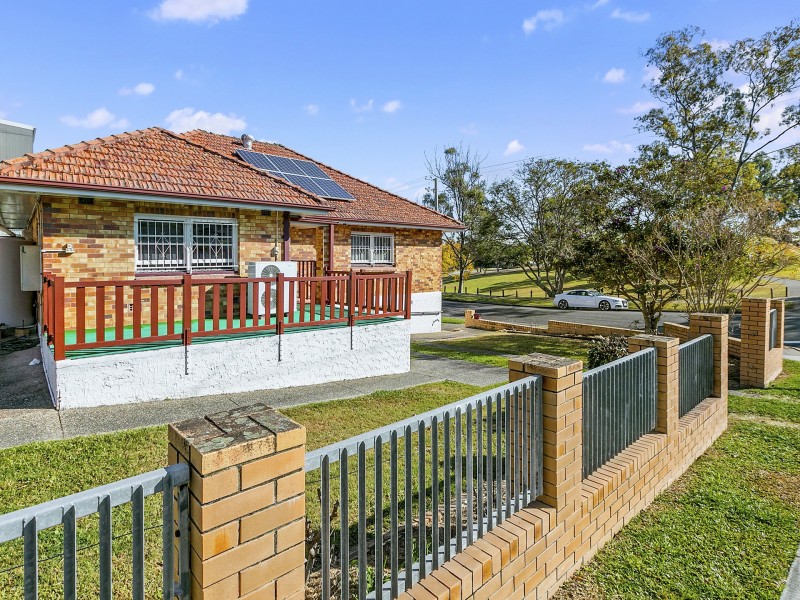73 Perth Street, Camp Hill QLD 4152