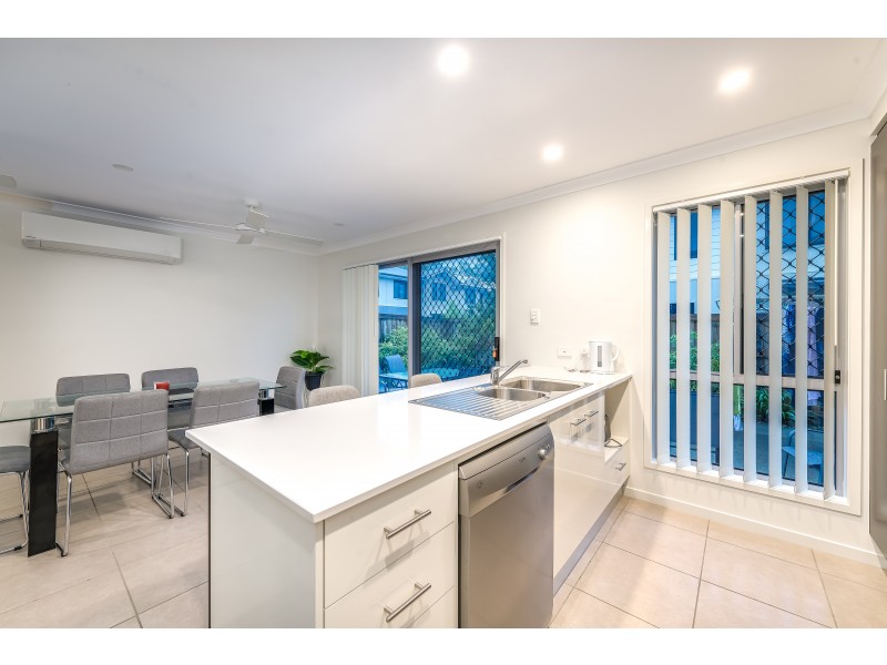 91/370 Gainsborough Drive, Pimpama QLD 4209