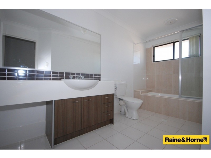 01/54 Outlook Place, Durack QLD 4077