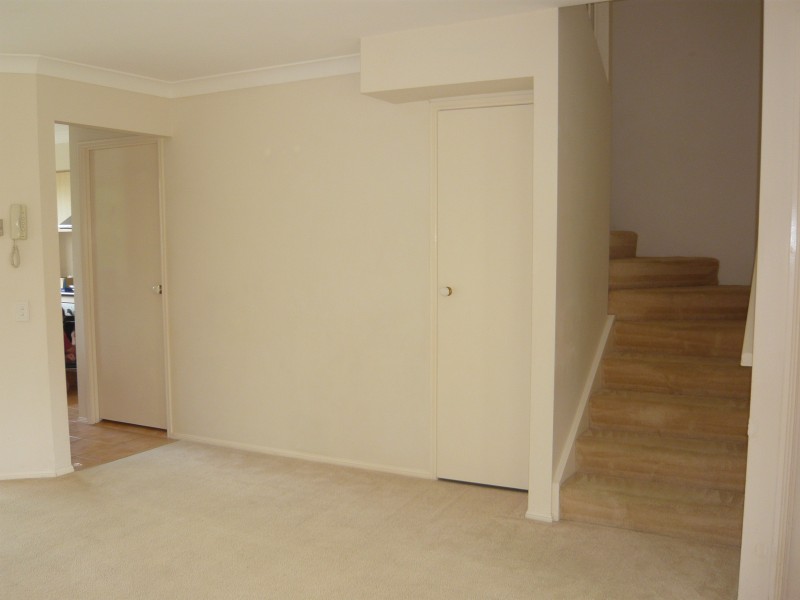 49/2 Bos Drive, Coomera QLD 4209