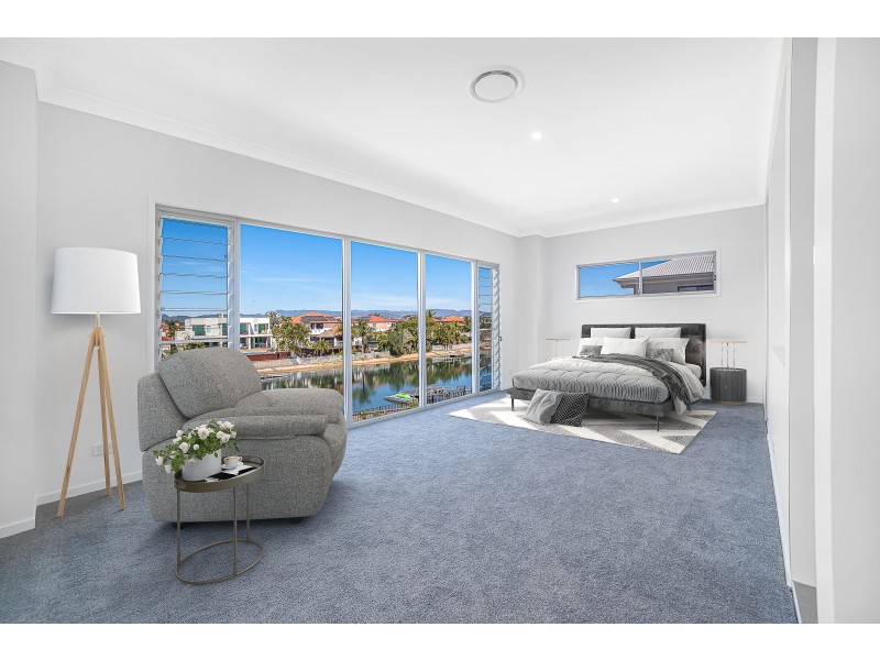 10 Lakeview Boulevard, Mermaid Waters QLD 4218