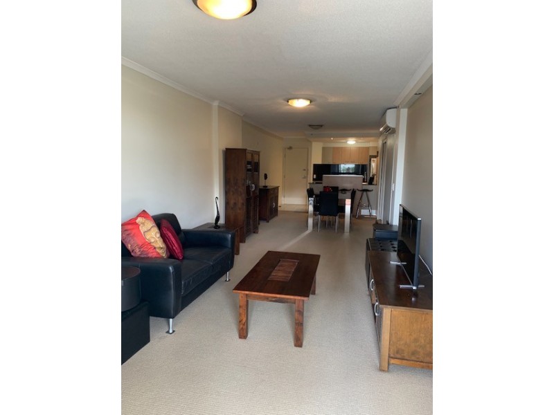 21 CYPRESS AVENUE, Surfers Paradise QLD 4217