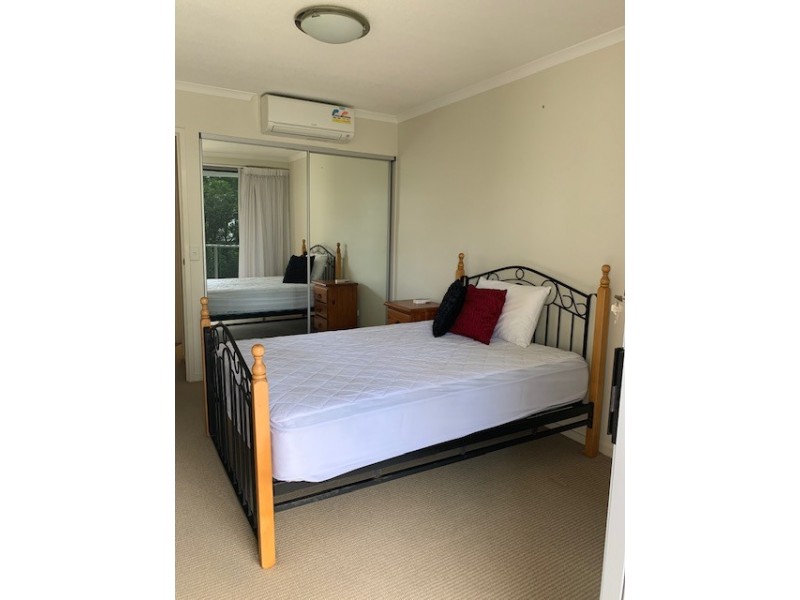 21 CYPRESS AVENUE, Surfers Paradise QLD 4217