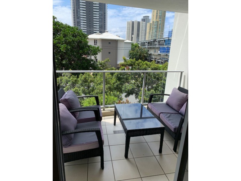 21 CYPRESS AVENUE, Surfers Paradise QLD 4217