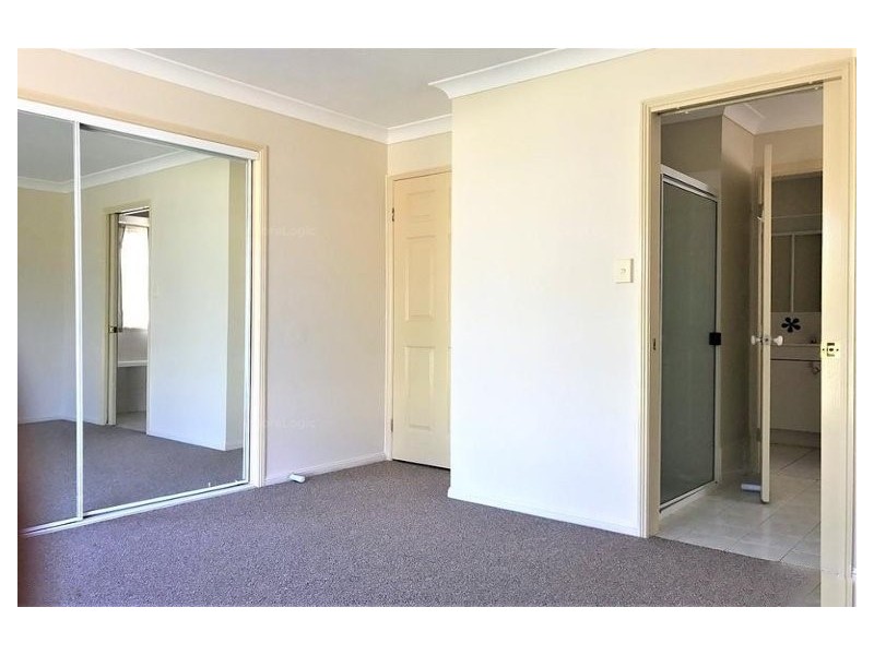 55 Julie Street, Crestmead QLD 4132