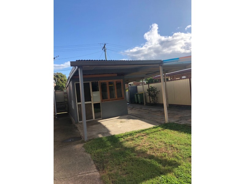 24 Estramina Road, Regents Park QLD 4118