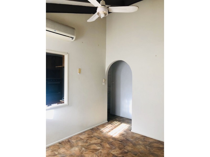 24 Estramina Road, Regents Park QLD 4118