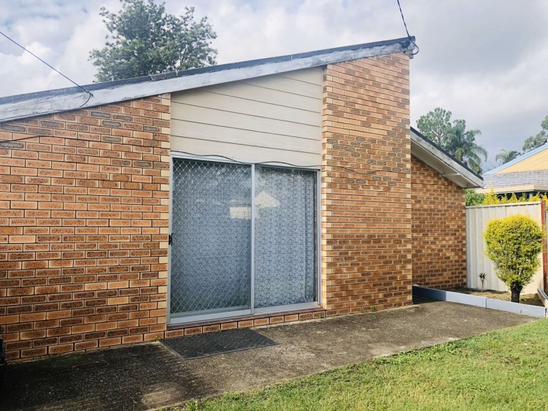 24 Estramina Road, Regents Park QLD 4118