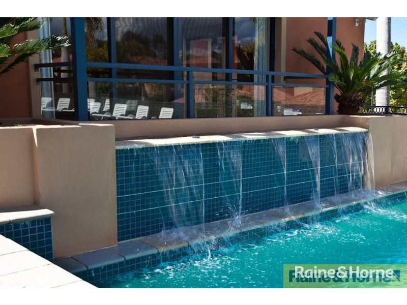 110/4 University Drive, Robina QLD 4226