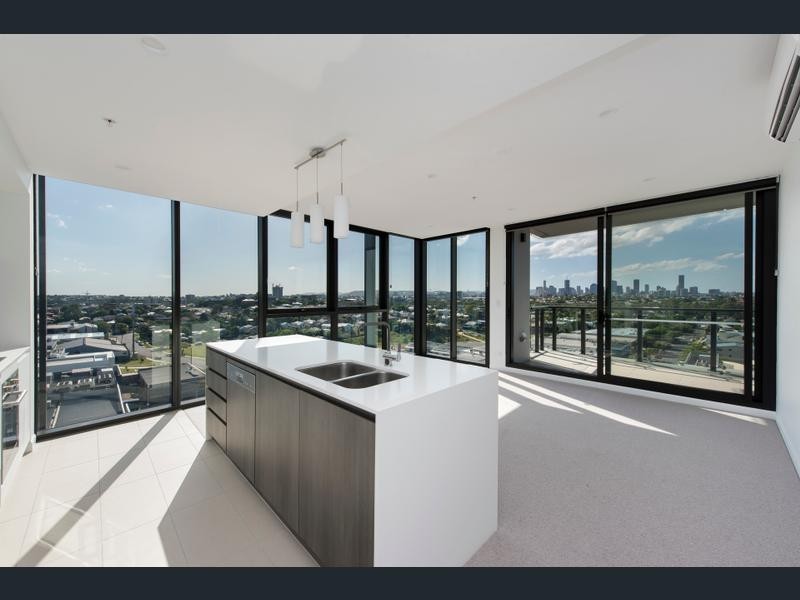 30701/300 Old Cleveland rd, Coorparoo QLD 4151