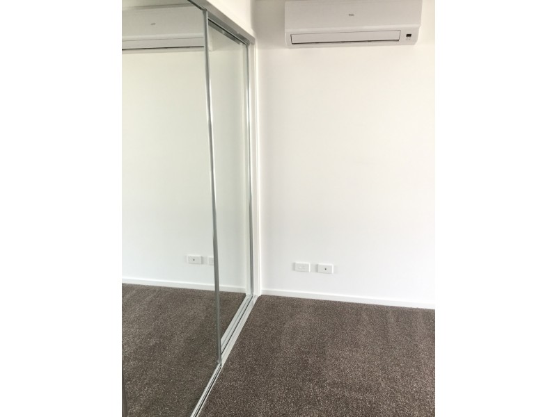 2/75 Gordon Rd, Redland Bay QLD 4165