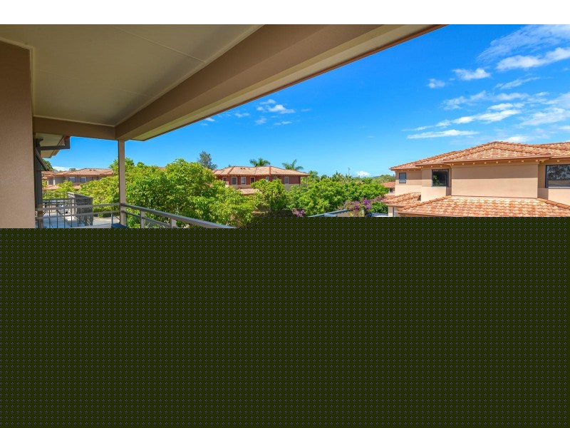 82/4 University Drive, Robina QLD 4226