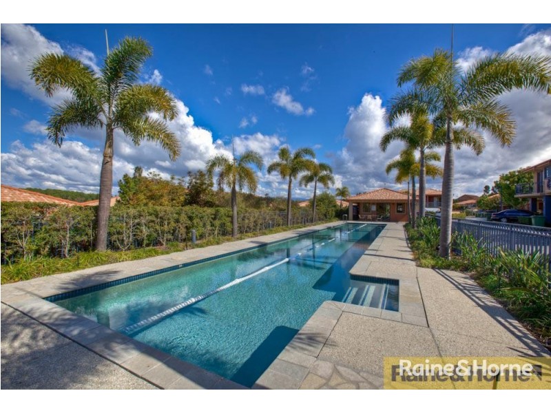 82/4 University Drive, Robina QLD 4226