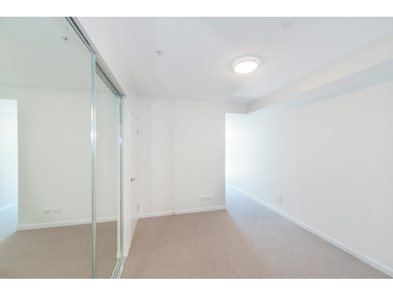 20403/300 Old Cleveland Rd, Coorparoo QLD 4151