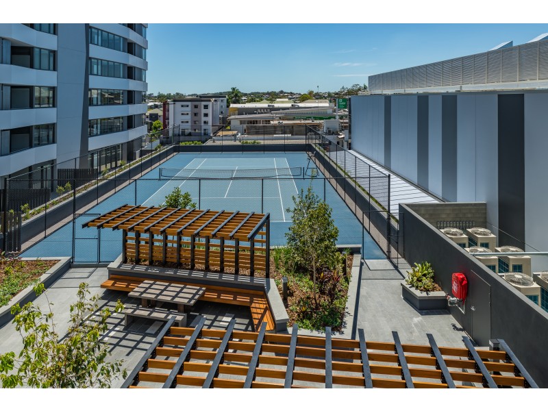 20403/300 Old Cleveland Rd, Coorparoo QLD 4151