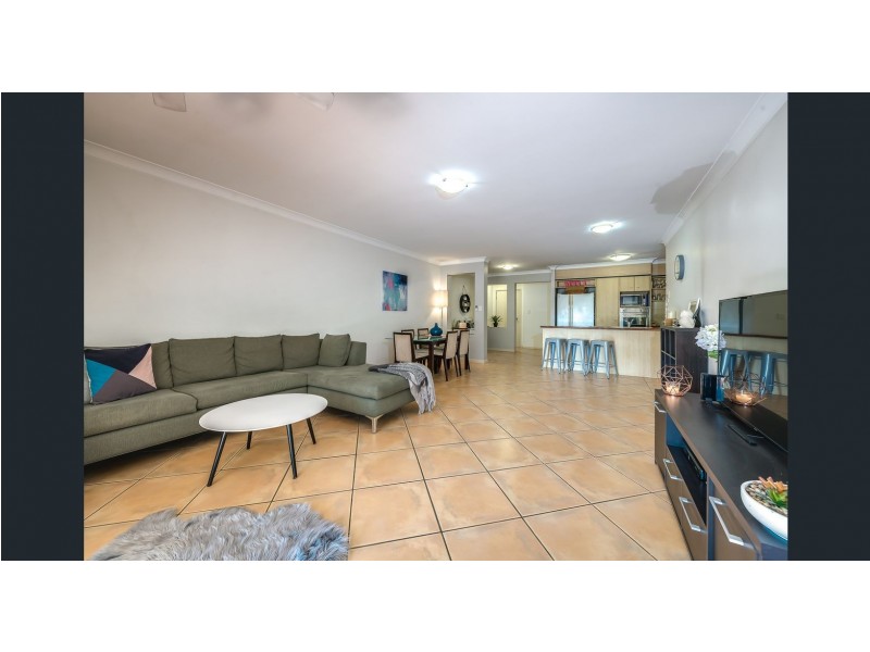 99/88-98 Limetree Parade, Runaway Bay QLD 4216