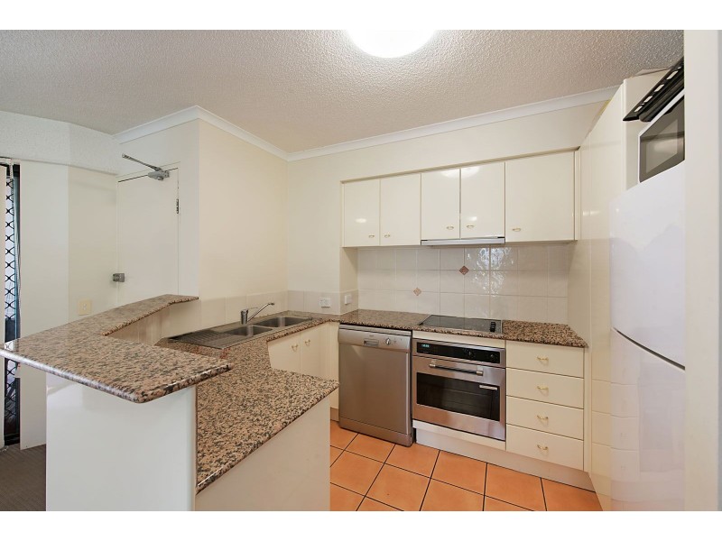 51/55 Harries Road, Coorparoo QLD 4151