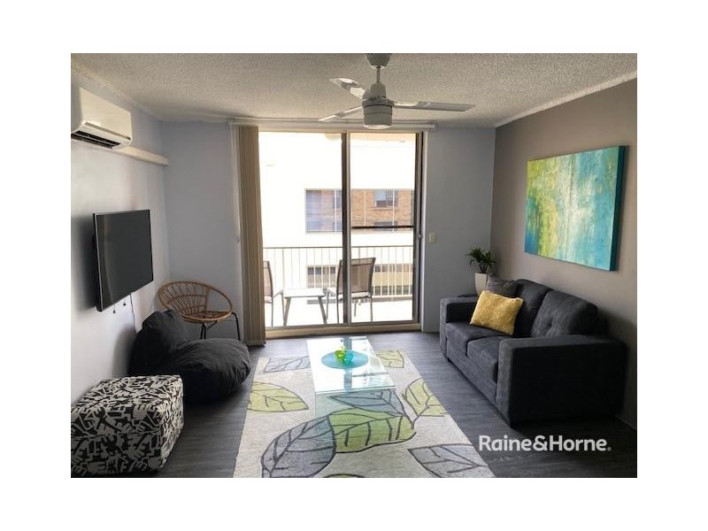 10/72 Marine Parade, Southport QLD 4215