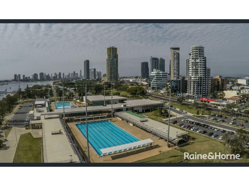 10/72 Marine Parade, Southport QLD 4215