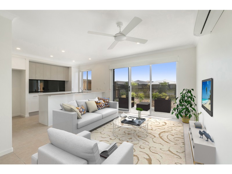 60/370 Gainsborough Drive, Pimpama QLD 4209