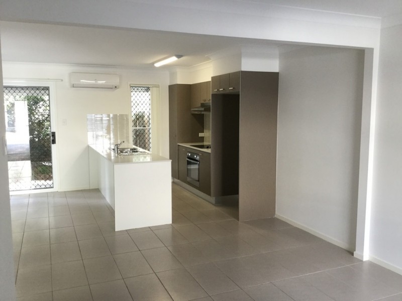 27/75 Gordon Rd, Redland Bay QLD 4165