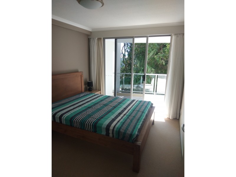 22/21 CYPRESS AVENUE, Surfers Paradise QLD 4217