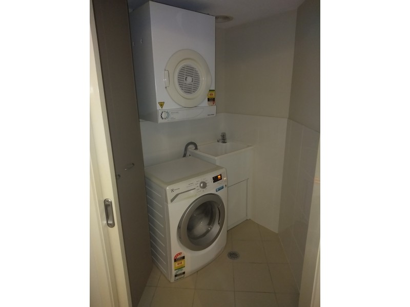 22/21 CYPRESS AVENUE, Surfers Paradise QLD 4217