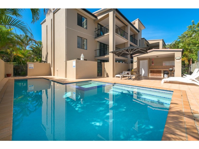 8/4 Mawarra Street, Palm Beach QLD 4221