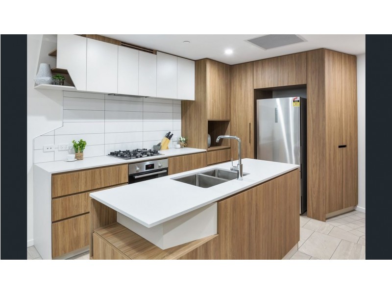 25 Shafston Avenue, Kangaroo Point QLD 4169