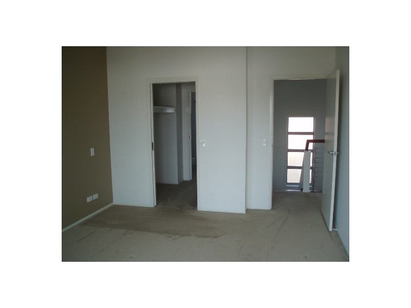 25/181 Lae Drive, Runaway Bay QLD 4216