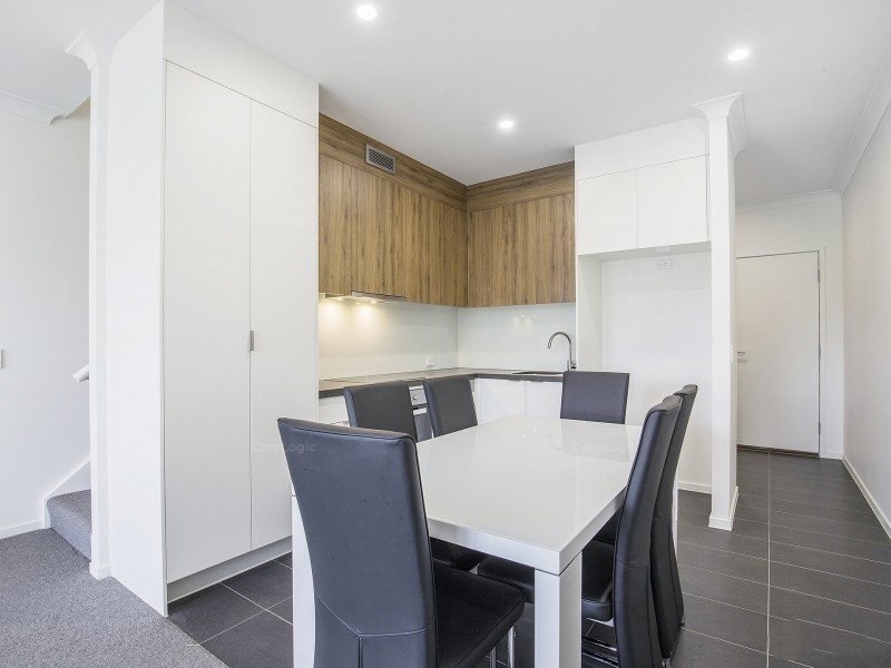 18/3028 The Boulevarde, Carrara QLD 4211