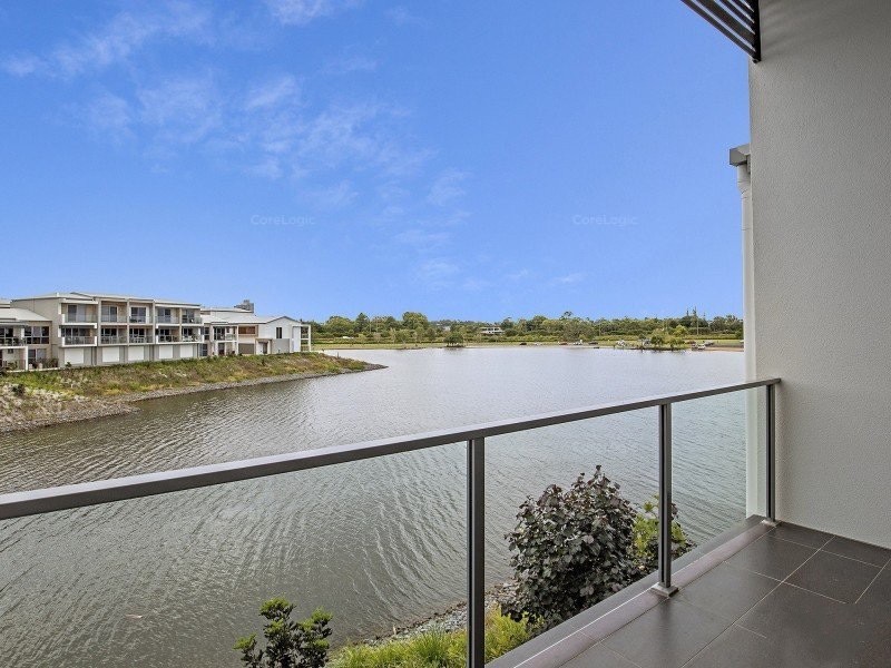 18/3028 The Boulevarde, Carrara QLD 4211