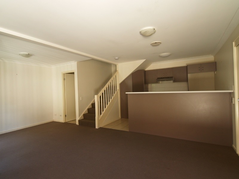 AT/54 Fleet Drive, Kippa-ring QLD 4021