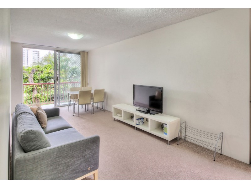 19 Durham Street, St Lucia QLD 4067