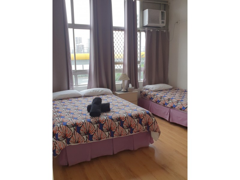 105B/2 Barney, Southport QLD 4215