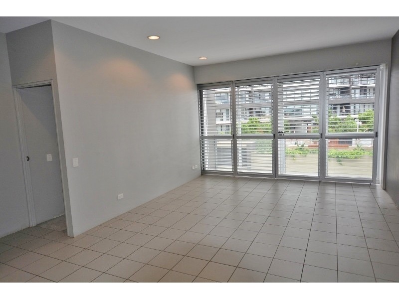 102/38 Skyring Tce, Teneriffe QLD 4005