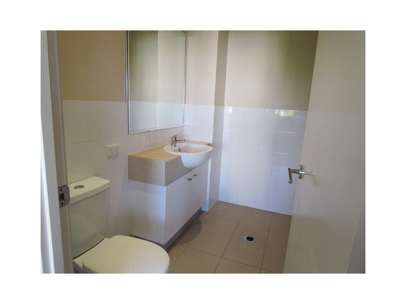 16/24 Parker Street, Labrador QLD 4215