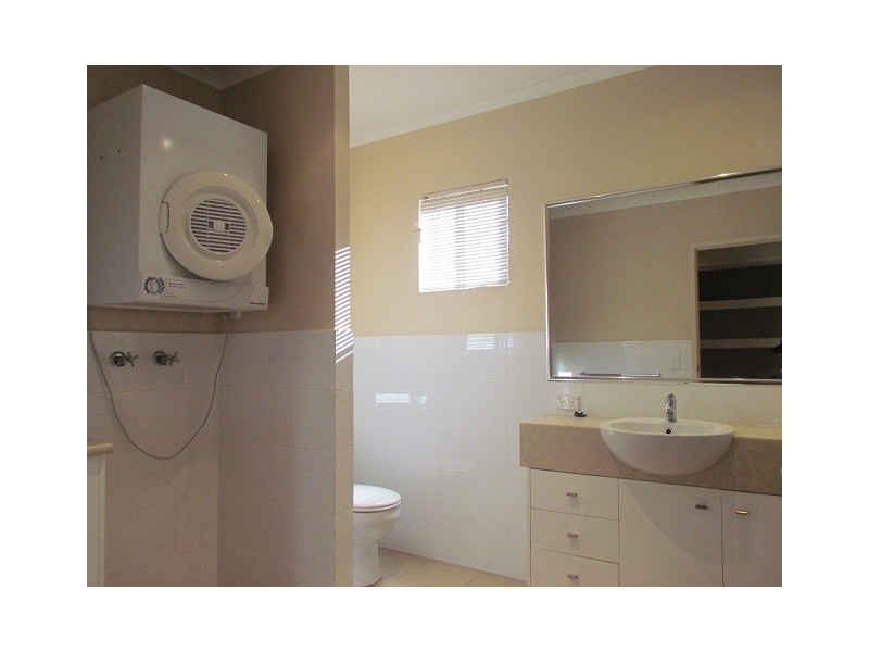 16/24 Parker Street, Labrador QLD 4215