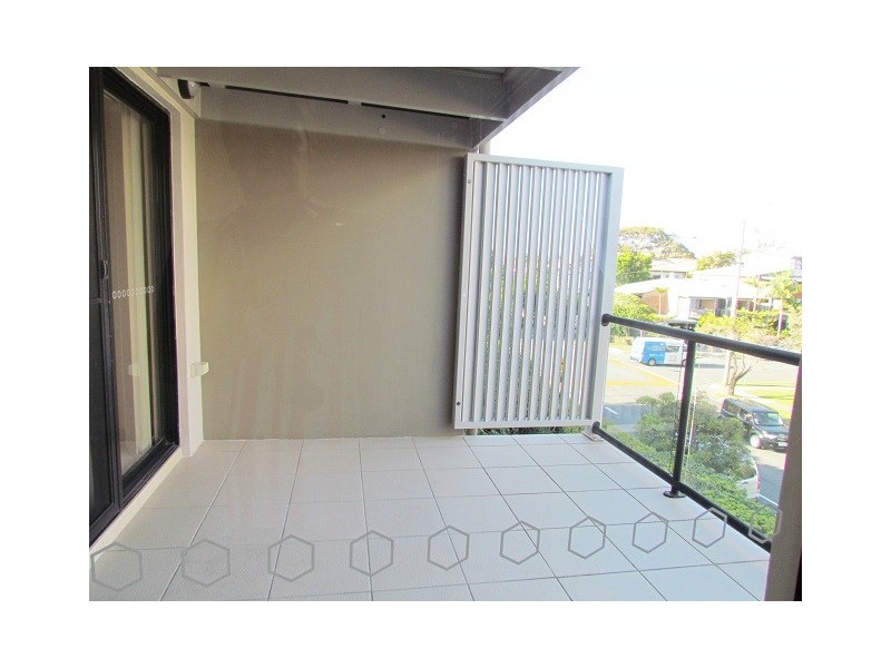 16/24 Parker Street, Labrador QLD 4215