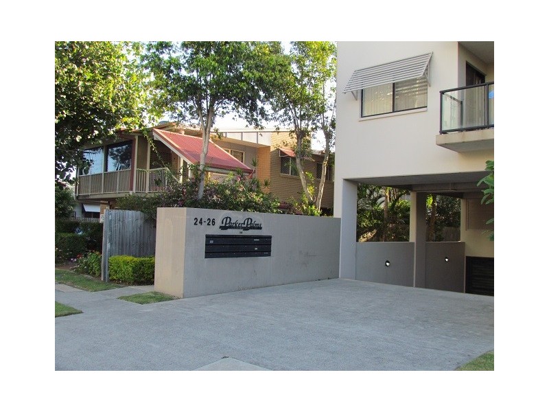 16/24 Parker Street, Labrador QLD 4215