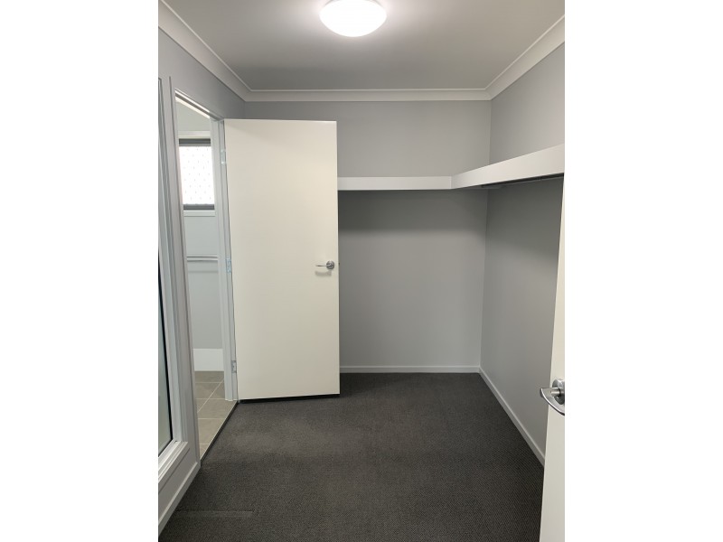 3/2 Kerr Rd West, Kallangur QLD 4503