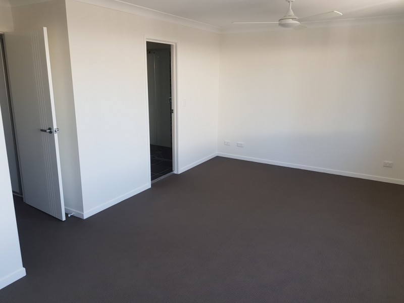 84D The Promenade, Springfield Lakes QLD 4300