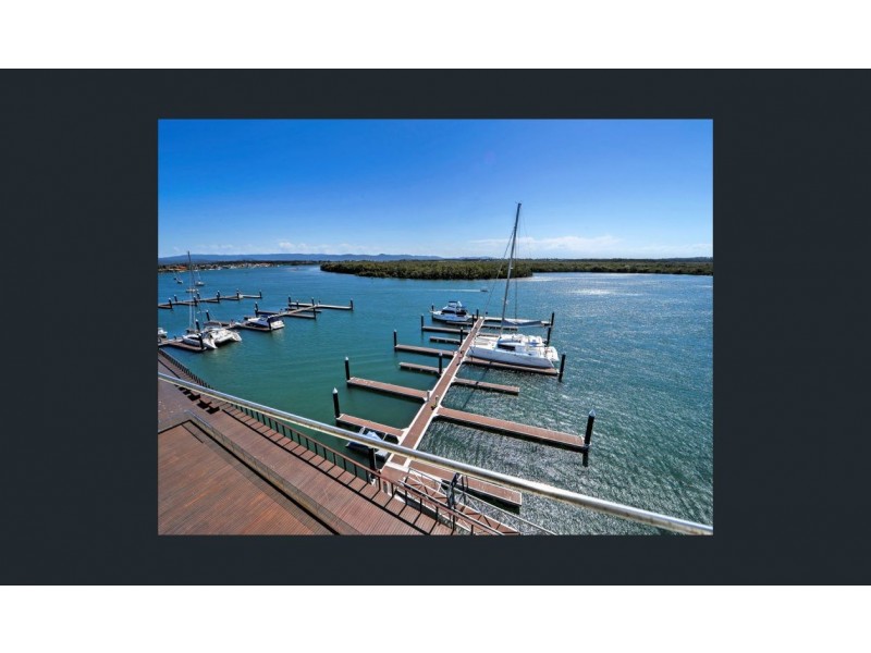 Paradise Point QLD 4216