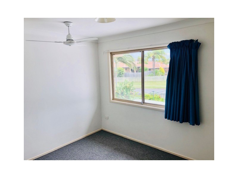 12/21 Usher Av, Labrador QLD 4215