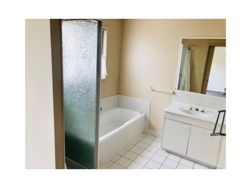 12/21 Usher Av, Labrador QLD 4215